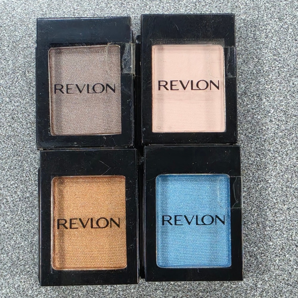 Revlon ShadowLinks Eyeshadow Set Womens Multicolor New 4 Shades Bundle